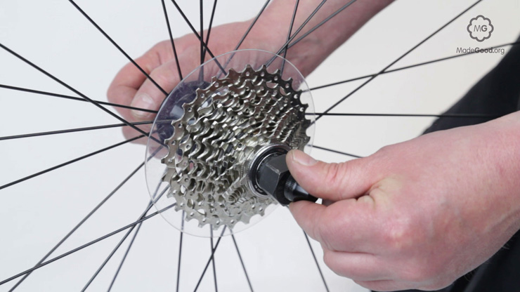 bicycle cassette removal